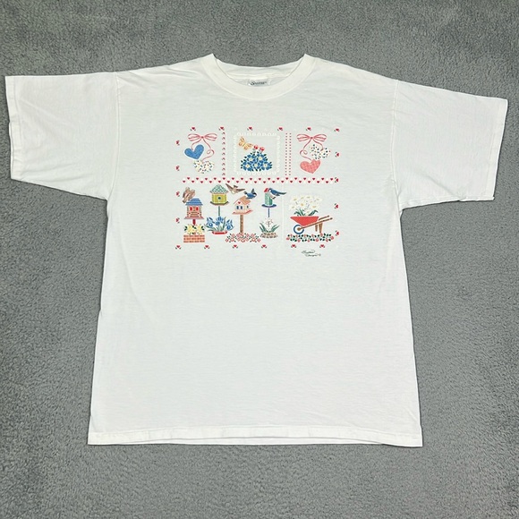 American Vintage Tops - Vintage Grandma Style T-shirt
